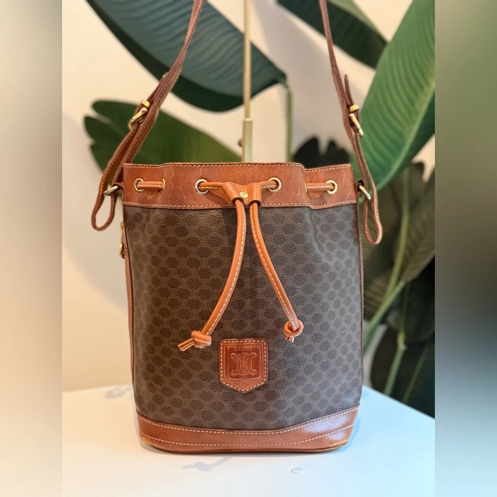 Celine ‘Macadam Bucket bag’ - Picture 4 of 16